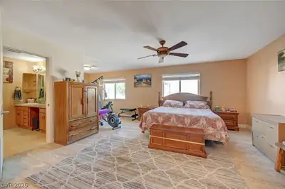 4424 Shady Hollow Avenue, North Las Vegas, NV 89031 Bedroom