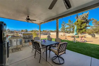4424 Shady Hollow Avenue, North Las Vegas, NV 89031 Patio