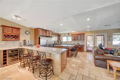 4424 Shady Hollow Avenue, North Las Vegas, NV 89031 Kitchen
