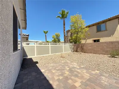 1000 Aspen Cliff Drive, Henderson, NV 89011 Yard