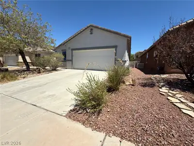 1000 Aspen Cliff Drive, Henderson, NV 89011 Front of Structure