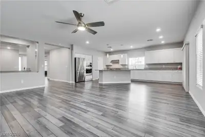 7177 West Camero Avenue Kitchen