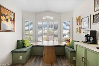 209 Sandpiper Village Way, Henderson