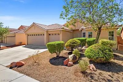 6217 Double Oak Street, North Las Vegas, NV 89031 Front of Structure