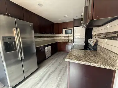 6208 Ilanos Lane Lane B Kitchen