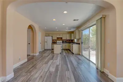 5317 La Quinta Hills Street, North Las Vegas, NV 89081 Kitchen