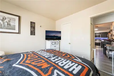 2749 Pinewood Avenue, Henderson, NV 89074 Bedroom