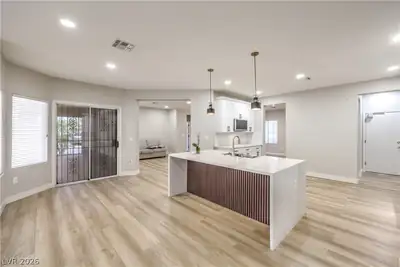 3017 Walnut Park Court Kitchen