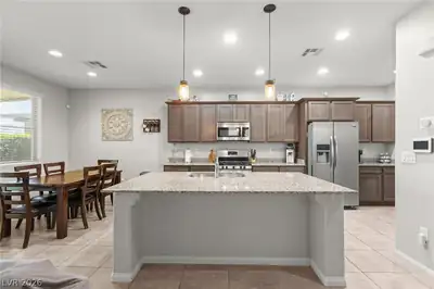 8973 Drummer Bay Avenue, Las Vegas, NV 89149 Kitchen