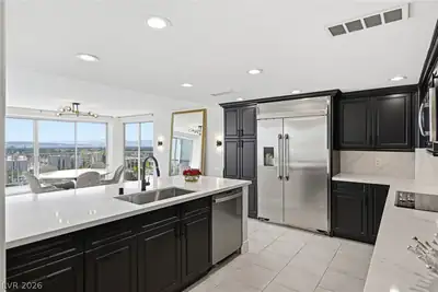 3111 Bel Air Drive 15D Kitchen