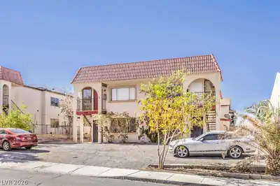 6979 Issac Avenue, Las Vegas, NV 89156 Front of Structure