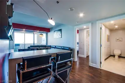 2700 Las Vegas Boulevard 1507 Living Room