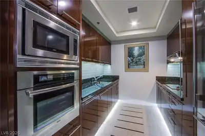 2700 Las Vegas Boulevard 1507 Kitchen