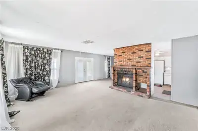 2029 College Circle, Las Vegas, NV 89156 Living Room