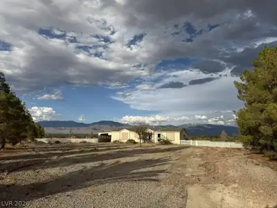 2390 Christie Court, Pahrump, NV 89060 Front of Structure