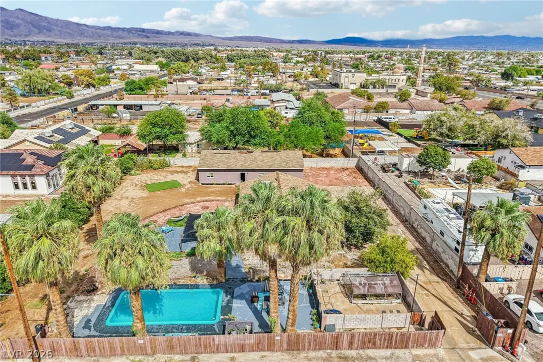 3232 South Mountain Vista Street