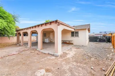 3712 Loyola Street, North Las Vegas, NV 89030 Patio