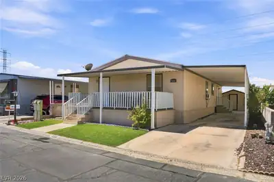 4589 Royal Ridge Boulevard Las Vegas, NV 89103