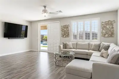 6259 Cypress Springs Circle, Las Vegas, NV 89148 Living Room