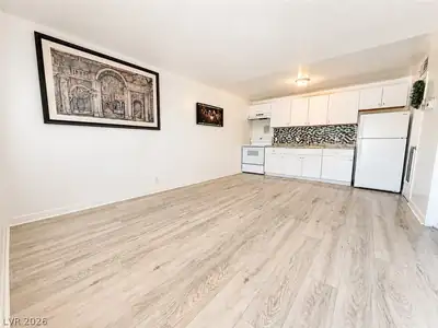 3720 Royal Crest Street 15 Kitchen