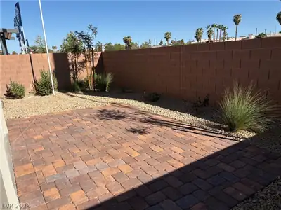 2484 Sidecar Drive, Las Vegas, NV 89121 Patio