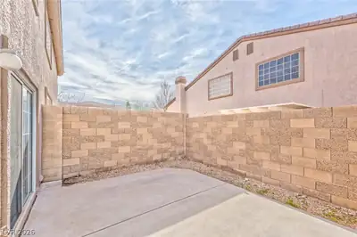 1637 Cave Spring Drive Patio