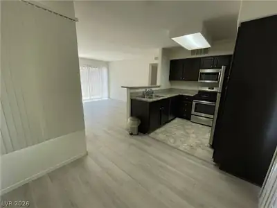 5196 Mandalay Springs Drive 204 Kitchen