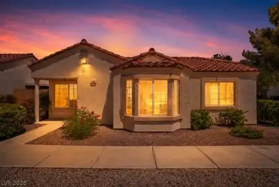 5449 Bugle Way 102 Las Vegas, NV 89108