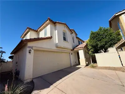 10433 Concetta Avenue Front of Structure