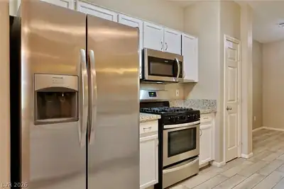 716 Peachy Canyon Circle 103 Kitchen