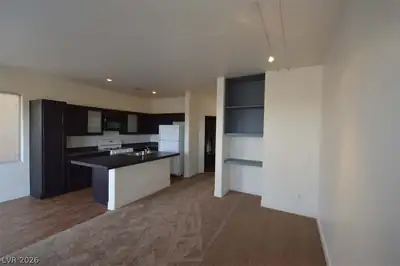 6670 TULIP FALLS Drive 0 Kitchen