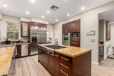 1413 Splendido Drive, Las Vegas, NV 89117 Kitchen