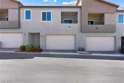 1031 Presley Ridge Street, Henderson, NV 89002 Front of Structure