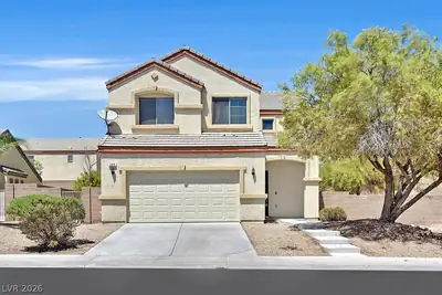 208 Tainted Berry Avenue North Las Vegas, NV 89031
