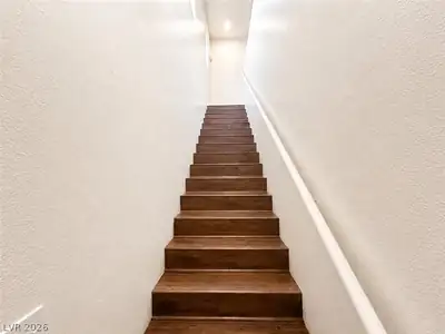 1501 CARDINAL PEAK Lane 202 Stairs