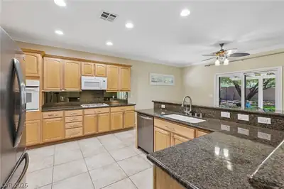 2559 Deora Way Kitchen