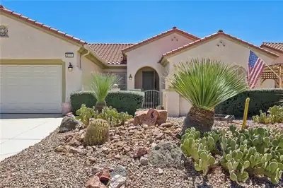2559 Deora Way Front of Structure