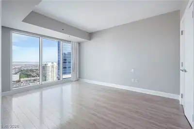 2700 Las Vegas Boulevard 4005 Bedroom