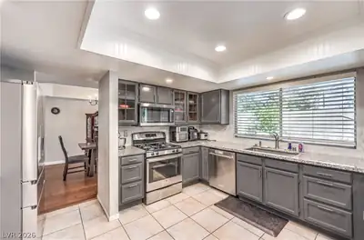 36 Stone Cress, Henderson, NV 89074 Kitchen