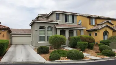 1018 Garnet Ridge Court, Las Vegas