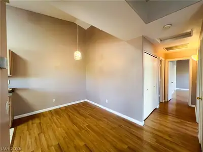 2100 Quarry Ridge Street 207 Dining Area