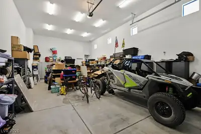 349 Gillespie Glen Avenue, Henderson, NV 89011 Garage