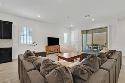 349 Gillespie Glen Avenue, Henderson, NV 89011 Living Room