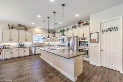 6461 Winecup Street, Las Vegas, NV 89149 Kitchen