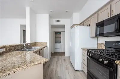 8501 West University Avenue 2081 Kitchen