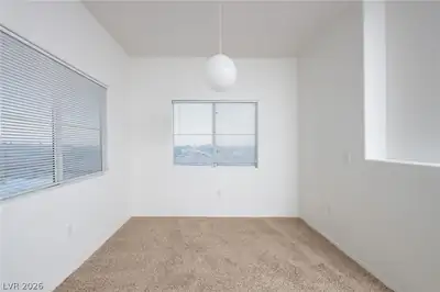 8501 West University Avenue 2081 Bedroom