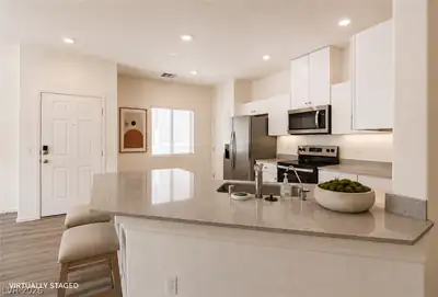 7915 Aurora Sky Street 2 