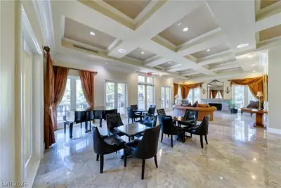 210 FLAMINGO Road 315 Living Room
