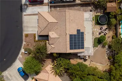 5317 Blue Evergreen Avenue, Las Vegas, NV 89131 