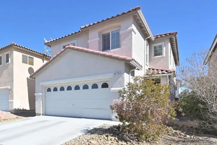 8716 Painted Horseshoe Street, Las Vegas, NV 89131